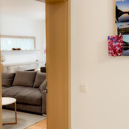 Modern Und Lichtdurchflutet - Ferienwohnung Mit Terrasse Fachbach Екстер'єр фото