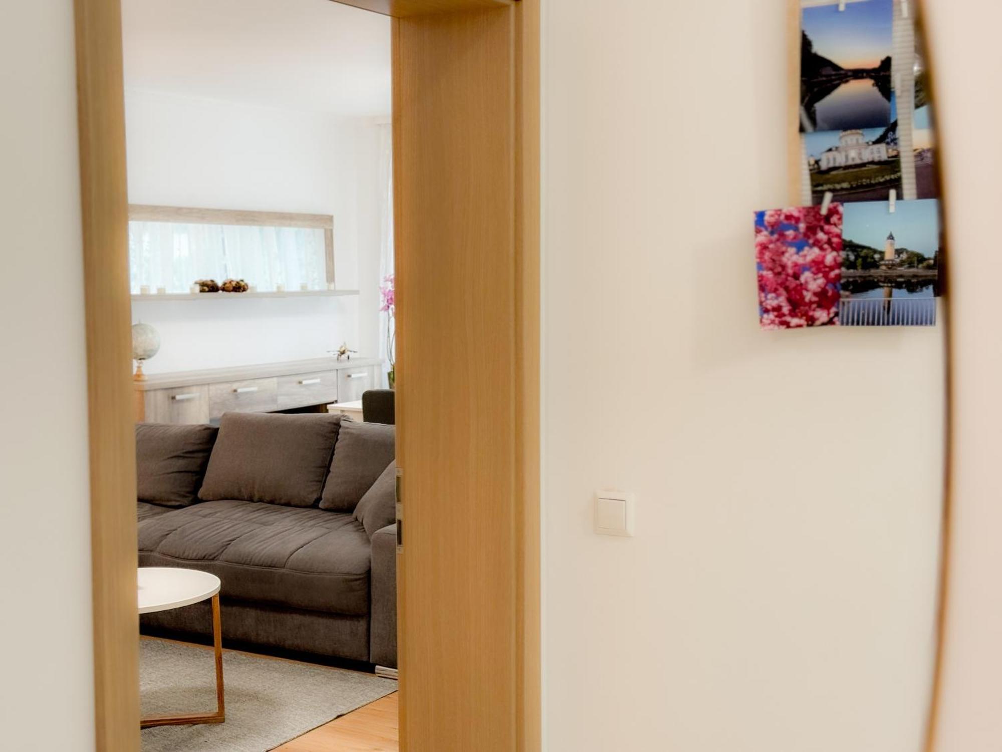 Modern Und Lichtdurchflutet - Ferienwohnung Mit Terrasse Fachbach Екстер'єр фото