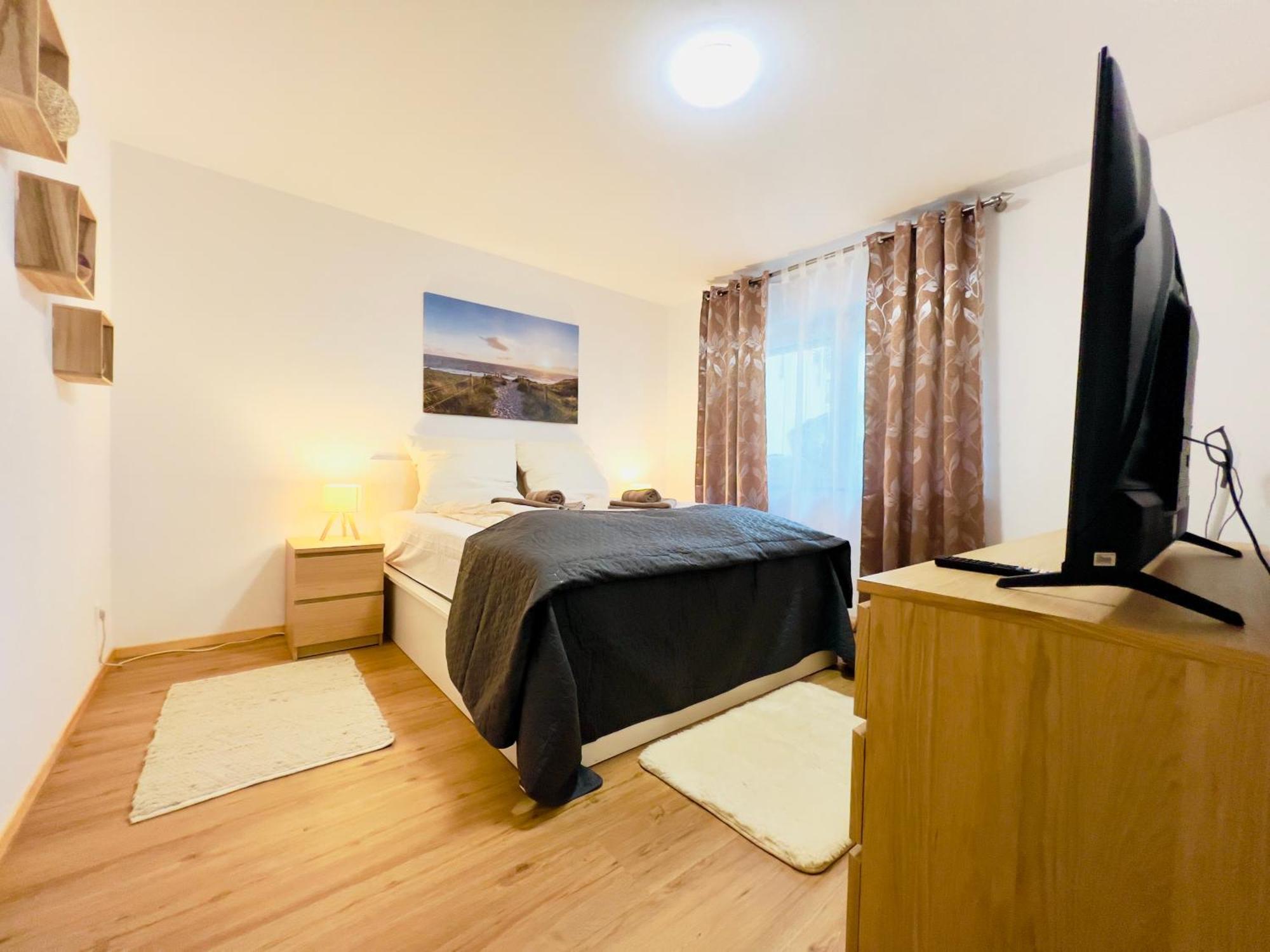 Modern Und Lichtdurchflutet - Ferienwohnung Mit Terrasse Fachbach Екстер'єр фото